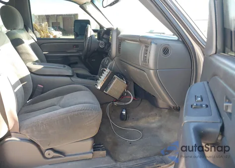 2005 Chevrolet Silverado 1500 Ls z USA, uszkodzony, nr VIN 2GCEK13T851100452